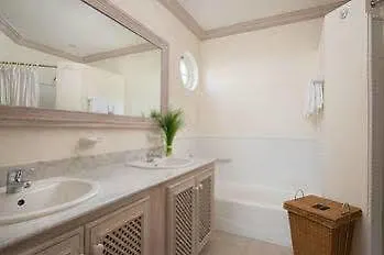 **** Pensionat Royal Villa 7 Westmoreland Barbados